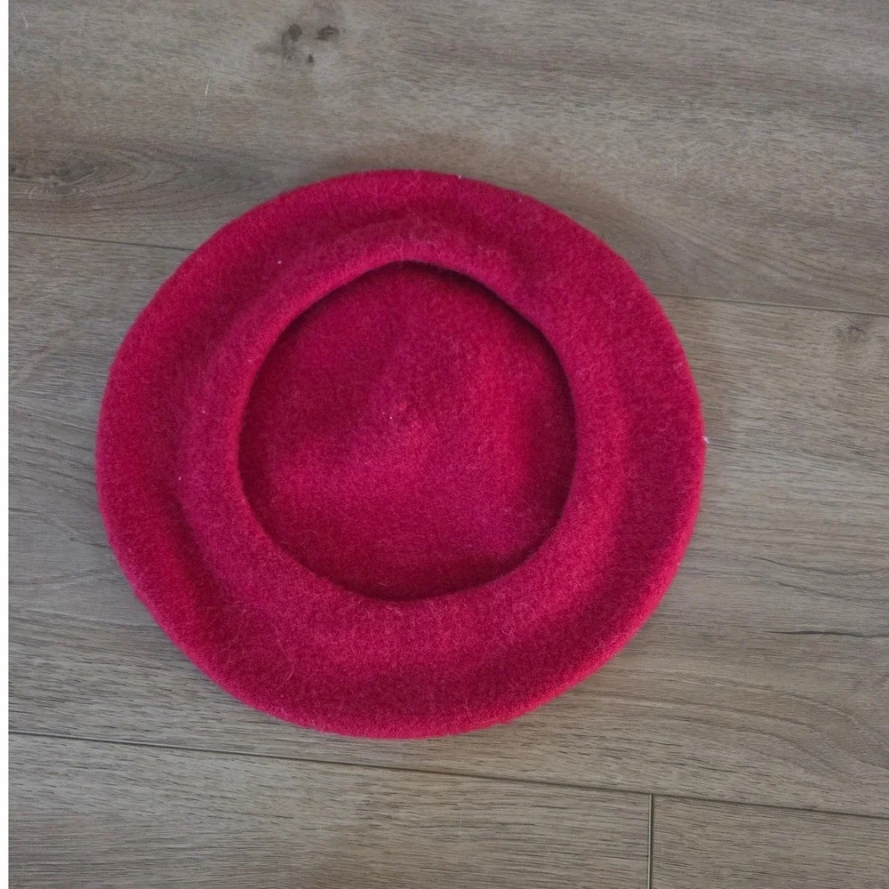 Halogen Womens Red Wool Blend French Beret Hat One‎ Size Solid Felted Parisian